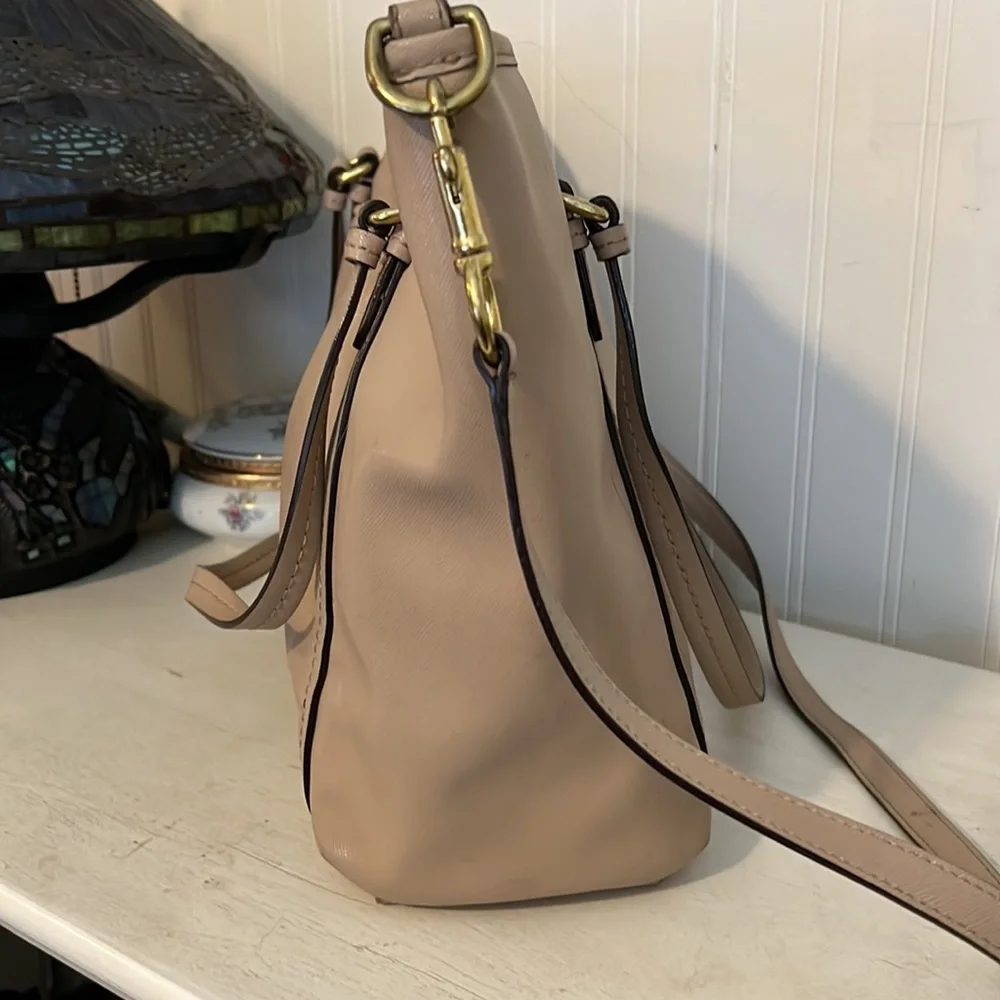Coach Peyton leather pocket tote bag purse F25667 - Picture 2 of 8
